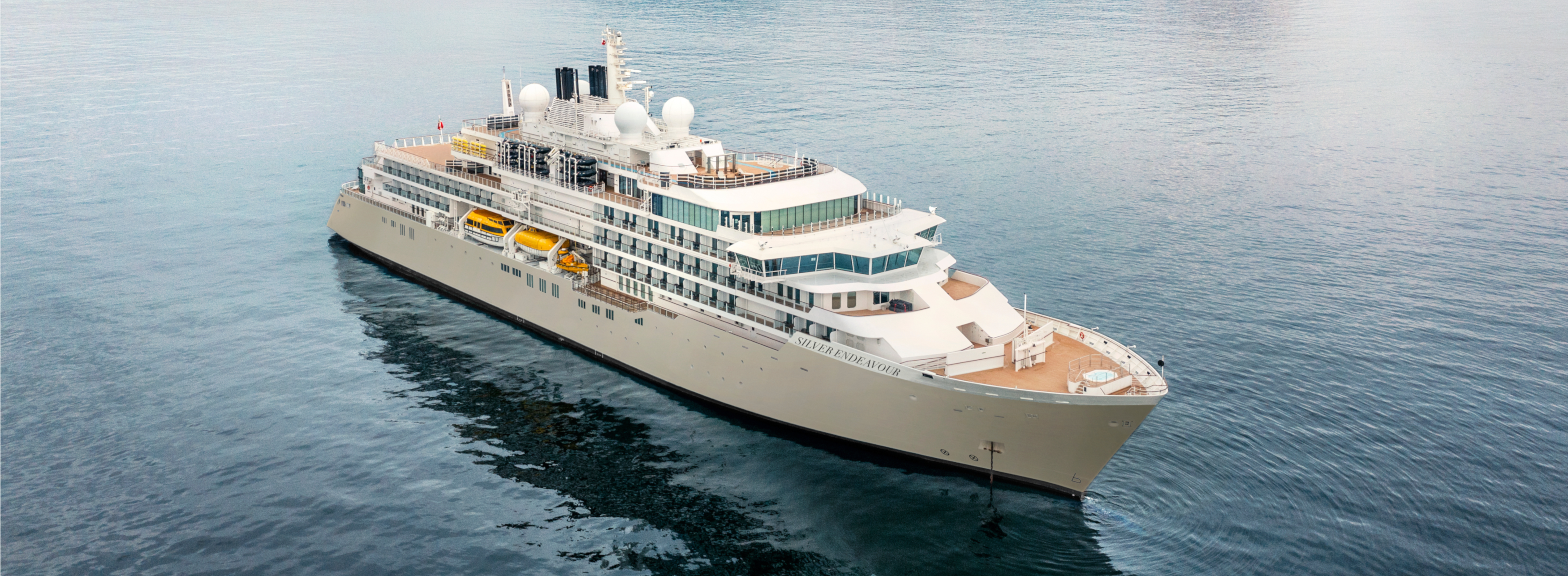 MyCruise Silversea Silver-Endeavour Offentlige-arealer Luftfoto1